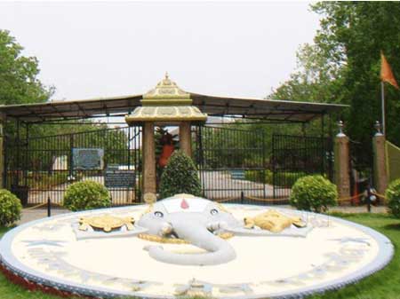 SV Zoo Park Car Rentals From Tirupati
